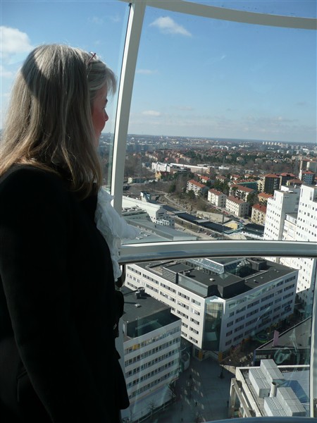 Christina Sigvardsdotter utanpå Globen